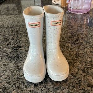 *****SOLD*****HUNTER rain boots